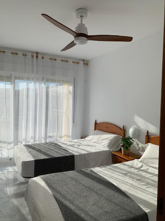 Apartamento En Primerisima Linea De Playa Con Espectaculares Vistas Netflix, Prime Y Disney Oropesa del Mar Luaran gambar