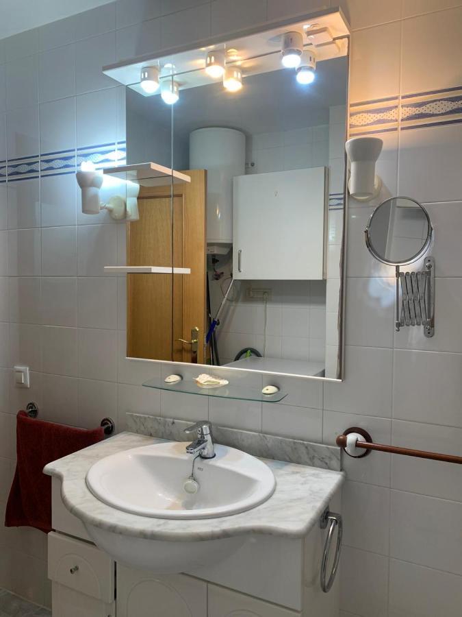 Apartamento En Primerisima Linea De Playa Con Espectaculares Vistas Netflix, Prime Y Disney Oropesa del Mar Luaran gambar